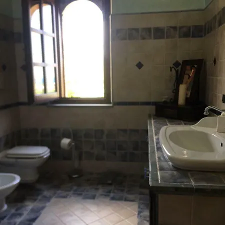 بيت ضيافة A Casa Di Enza *